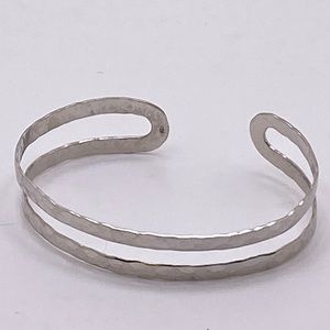 Beautiful Hammered Sterling Silver Cuff Signed M Monet Dainty xmas Classic Style